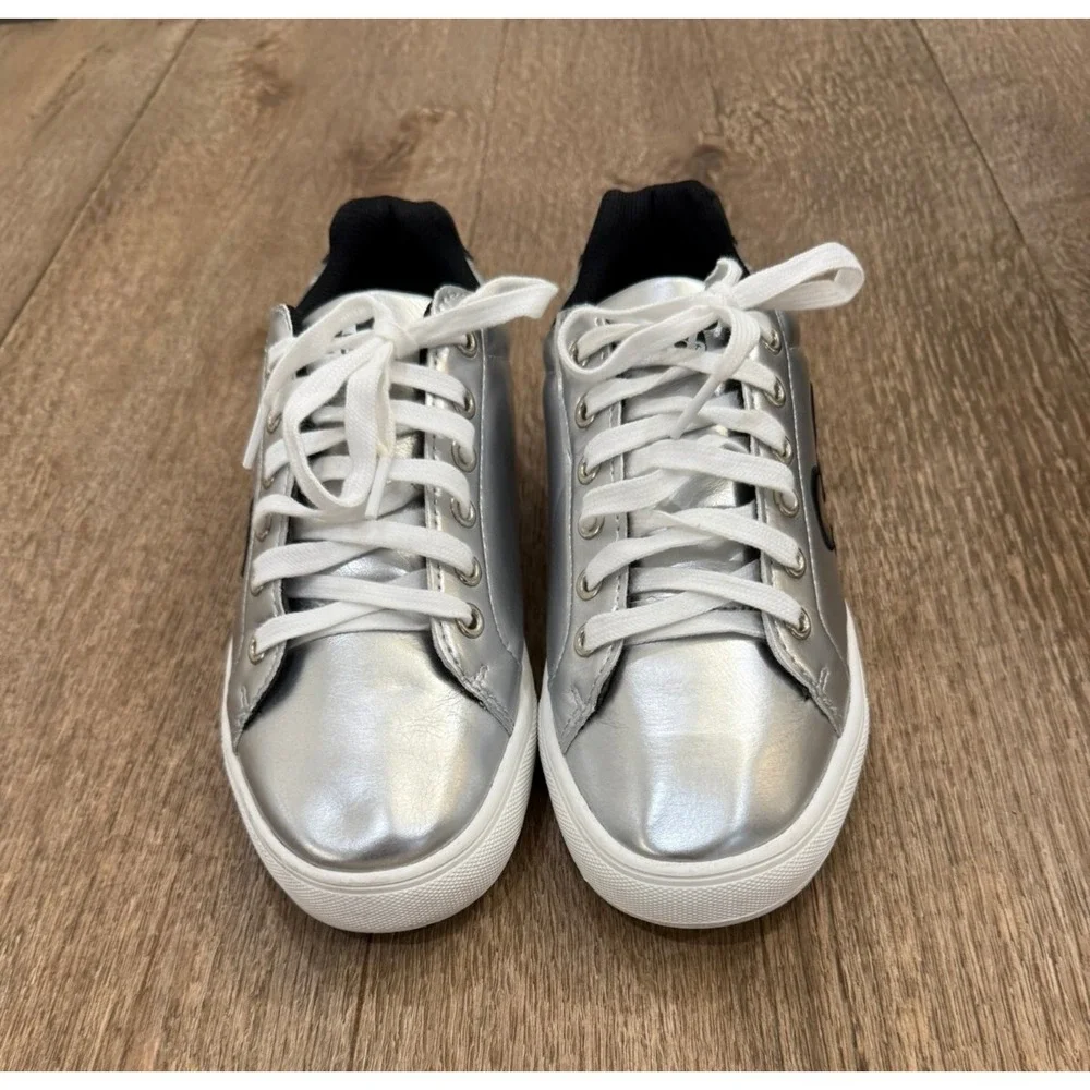 Aldi Disney Mickey Mouse Metallic Silver‎ Black Sneakers Size 8